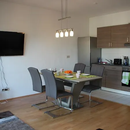 Apartment Am Fluss/Park Leipzig Extérieur photo