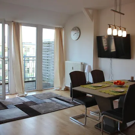 Apartment Am Fluss/Park Leipzig Extérieur photo